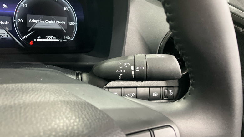 Toyota C-HR 1.8 Hybrid Design 5dr CVT Hybrid Hatchback